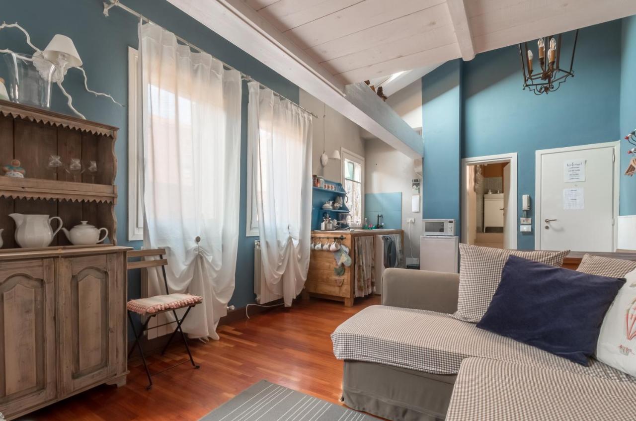 Ca' Falier Blue - 10 Min From Train And Bus Station Венеция Екстериор снимка
