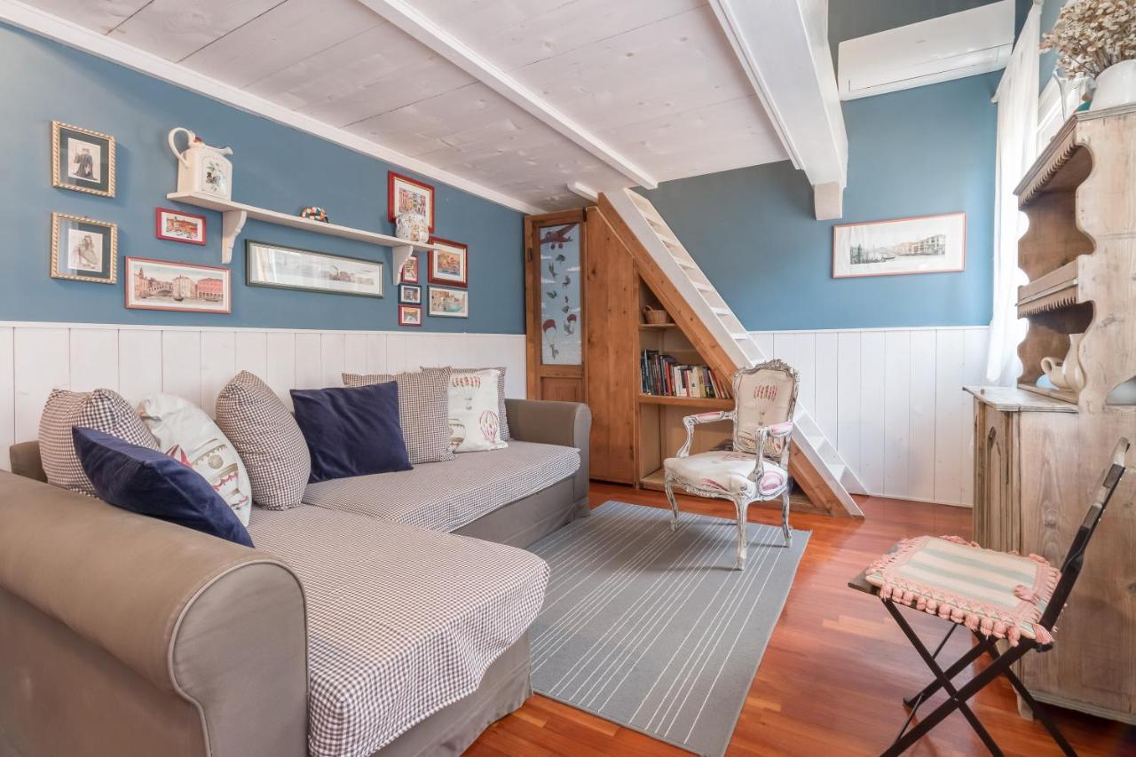 Ca' Falier Blue - 10 Min From Train And Bus Station Венеция Екстериор снимка